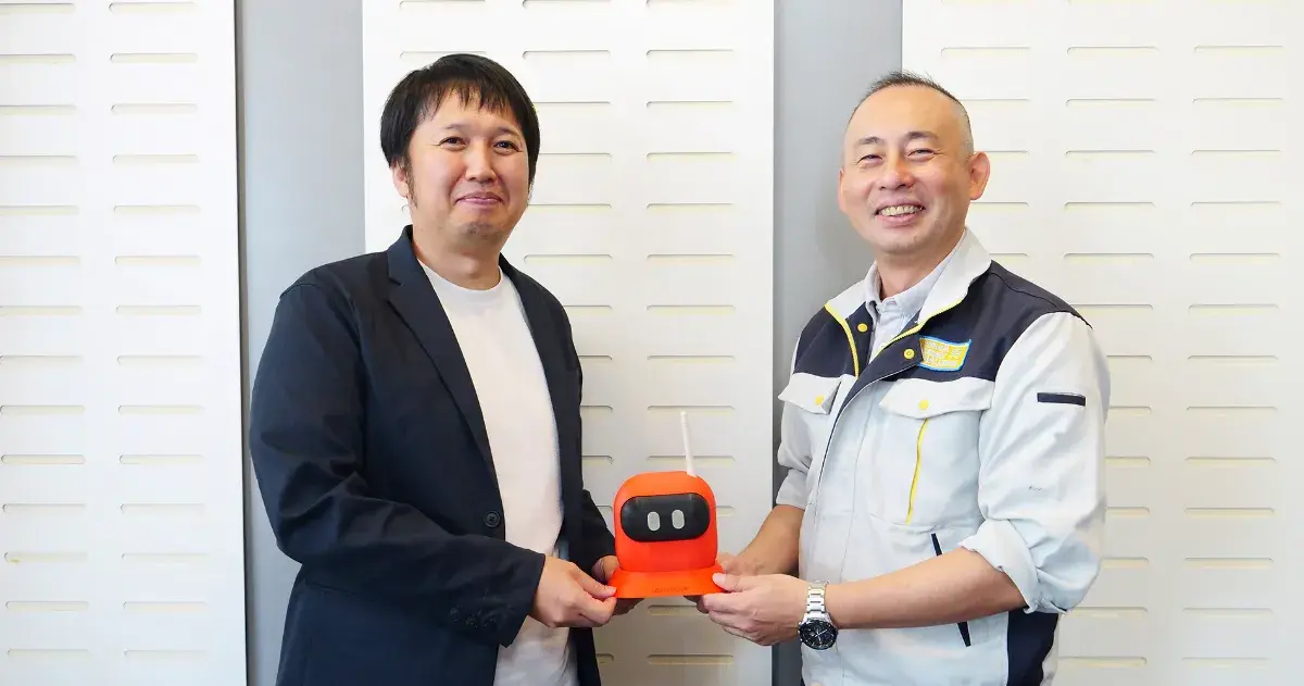 イジゲングループの平畑（左）と戸畑ターレット工作所の中野様（右）