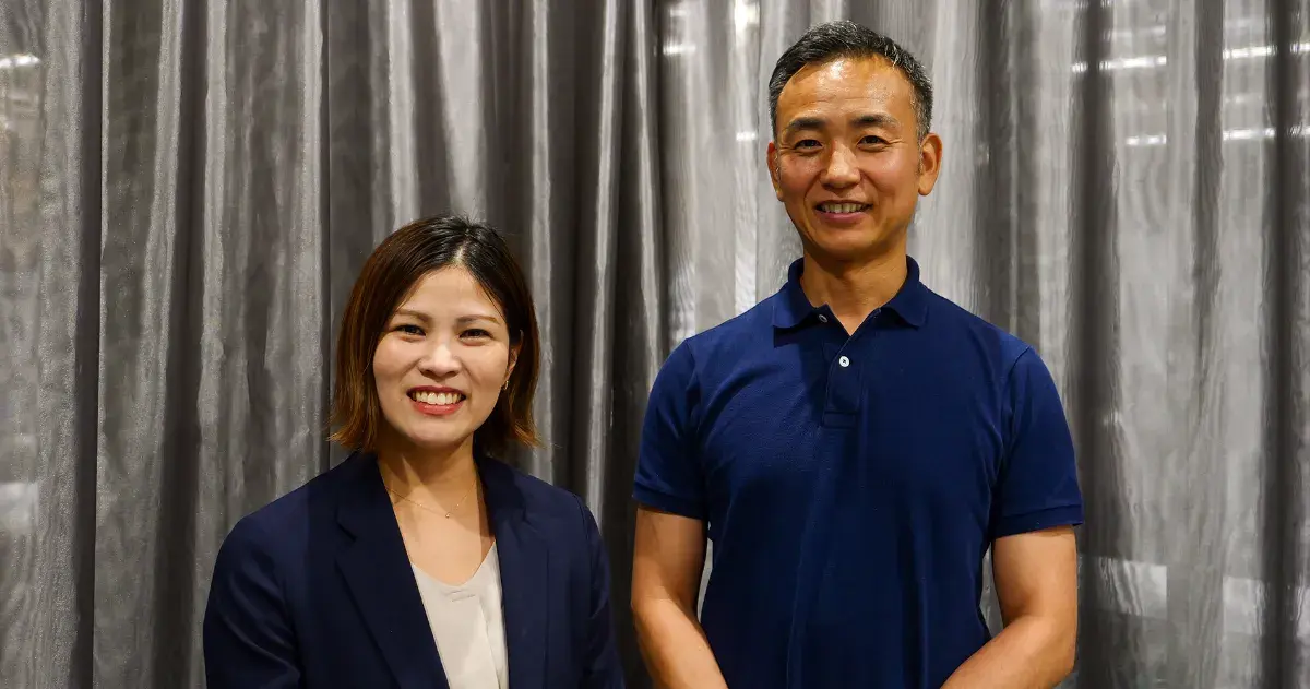 イジゲングループのプロジェクトメンバー（片山）と伊藤理事長